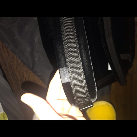 Fenty x puma back pack - Picture 3 of 8